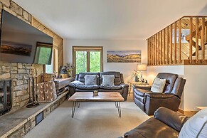 Walk to Ski Lift: Breckenridge Retreat w/ 2 Decks!