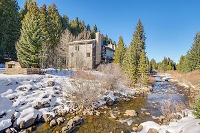Walk to Ski Lift: Breckenridge Retreat w/ 2 Decks!