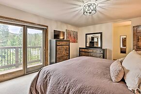 Walk to Ski Lift: Breckenridge Retreat w/ 2 Decks!