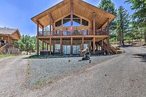 Quiet Ruidoso Cabin w/ Deck & Private Hot Tub