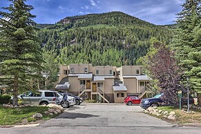 Cozy Vail Condo ~ 4 Mi to Vail Ski Resort!