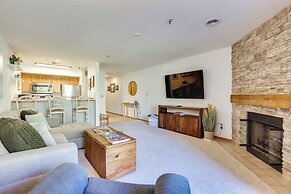 Walkable Frisco Condo: Mtn Views & Shared Hot Tub!