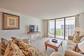 Beachfront Marco Island Condo w/ Pool Access!