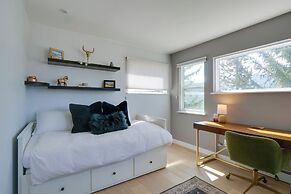 Tranquil Avon Vacation Unit w/ Luscious Views