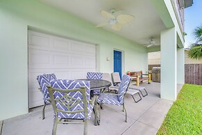 Riverfront Homosassa Retreat w/ Kayak & Boat Dock!