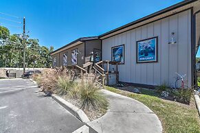 Riverfront Homosassa Retreat w/ Kayak & Boat Dock!