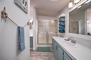 Boat Dock & Porch: Riverfront Retreat in Homosassa