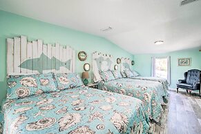 Boat Dock & Porch: Riverfront Retreat in Homosassa