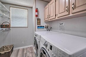 Boat Dock & Porch: Riverfront Retreat in Homosassa