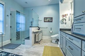 Elegant Raleigh Home w/ Porch, Walk Downtown!