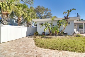 Florida Unit Steps From Indian Rocks Beach Access!
