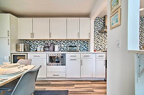 5 Mi to Mashpee Commons: Coastal Mashpee Condo