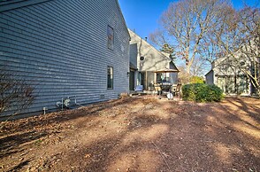 5 Mi to Mashpee Commons: Coastal Mashpee Condo