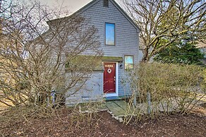 5 Mi to Mashpee Commons: Coastal Mashpee Condo