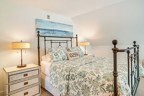 Airy Nantucket Escape in Historic Downtown!