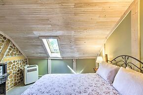 Quaint Sister Bay Studio w/ Large Backyard!