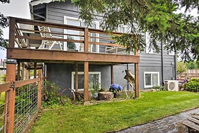 Brookings Vacation Rental Studio - Walk to Town!