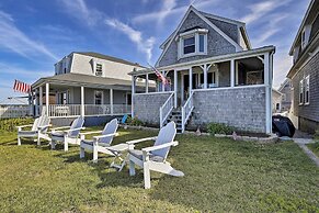 Oceanfront Cape Cod Home w/ Porch, Yard + Grill!
