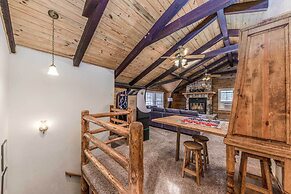 Rustic Ruidoso Log Cabin With Hot Tub & Deck!