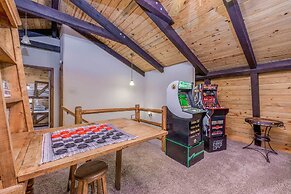 Rustic Ruidoso Log Cabin With Hot Tub & Deck!