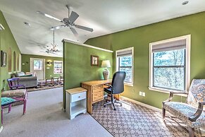 Cloudcroft Escape w/ Forest Views!