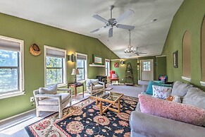 Cloudcroft Escape w/ Forest Views!