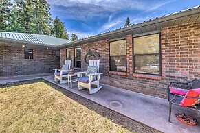 Cloudcroft Escape w/ Forest Views!