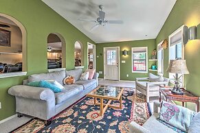 Cloudcroft Escape w/ Forest Views!