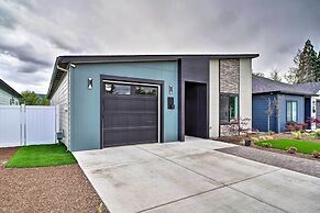 Modern Medford Escape ~ 3 Mi to Downtown!