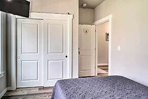 Modern Medford Escape ~ 3 Mi to Downtown!