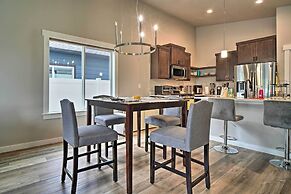 Modern Medford Escape ~ 3 Mi to Downtown!