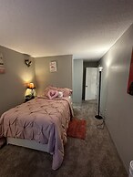 Glamorous 2B2BA with patio views and gym