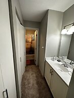 Glamorous 2B2BA with patio views and gym