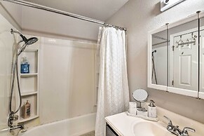 Updated Townhome: Near Airport & Shopping!