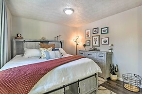 Updated Townhome: Near Airport & Shopping!