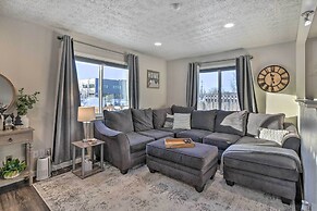 Updated Townhome: Near Airport & Shopping!