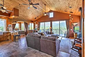 28 Mi to Yosemite: Lovely Mtn Cottage w/ Deck!
