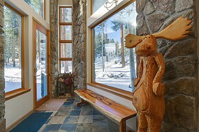 Near Ski Access: Home w/ Hot Tub in Breck!