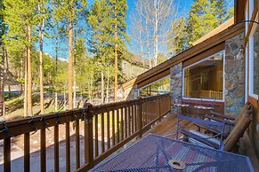 Near Ski Access: Home w/ Hot Tub in Breck!