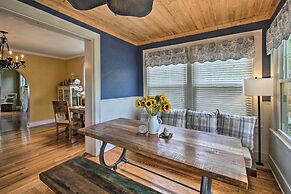 2 Mi to Oaklawn Casino: Home w/ Peaceful Yard!