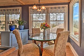 2 Mi to Oaklawn Casino: Home w/ Peaceful Yard!