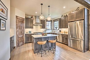 Breck Cabin w/ Hot Tub ~ 2 Mi to Main Street!