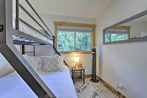Cozy Avon Condo w/ Grill: Walk to Ski Shuttle