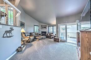 Ruidoso Downs Condo w/ Mtn View + Balcony!