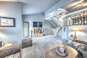 Ruidoso Downs Condo w/ Mtn View + Balcony!