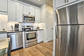 Traverse City Condo: Half Mi to Front Street!