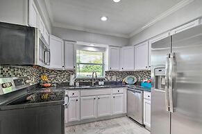 Crystal River Getaway w/ Hot Tub & Game Room!