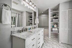 Crystal River Getaway w/ Hot Tub & Game Room!