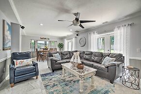 Crystal River Getaway w/ Hot Tub & Game Room!