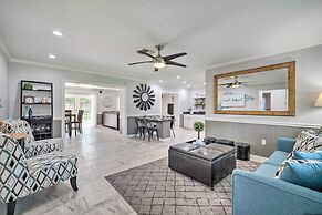 Crystal River Getaway w/ Hot Tub & Game Room!